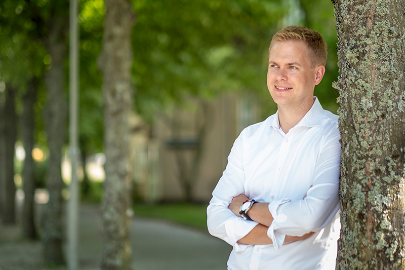 Gustav tillbaka som lärare